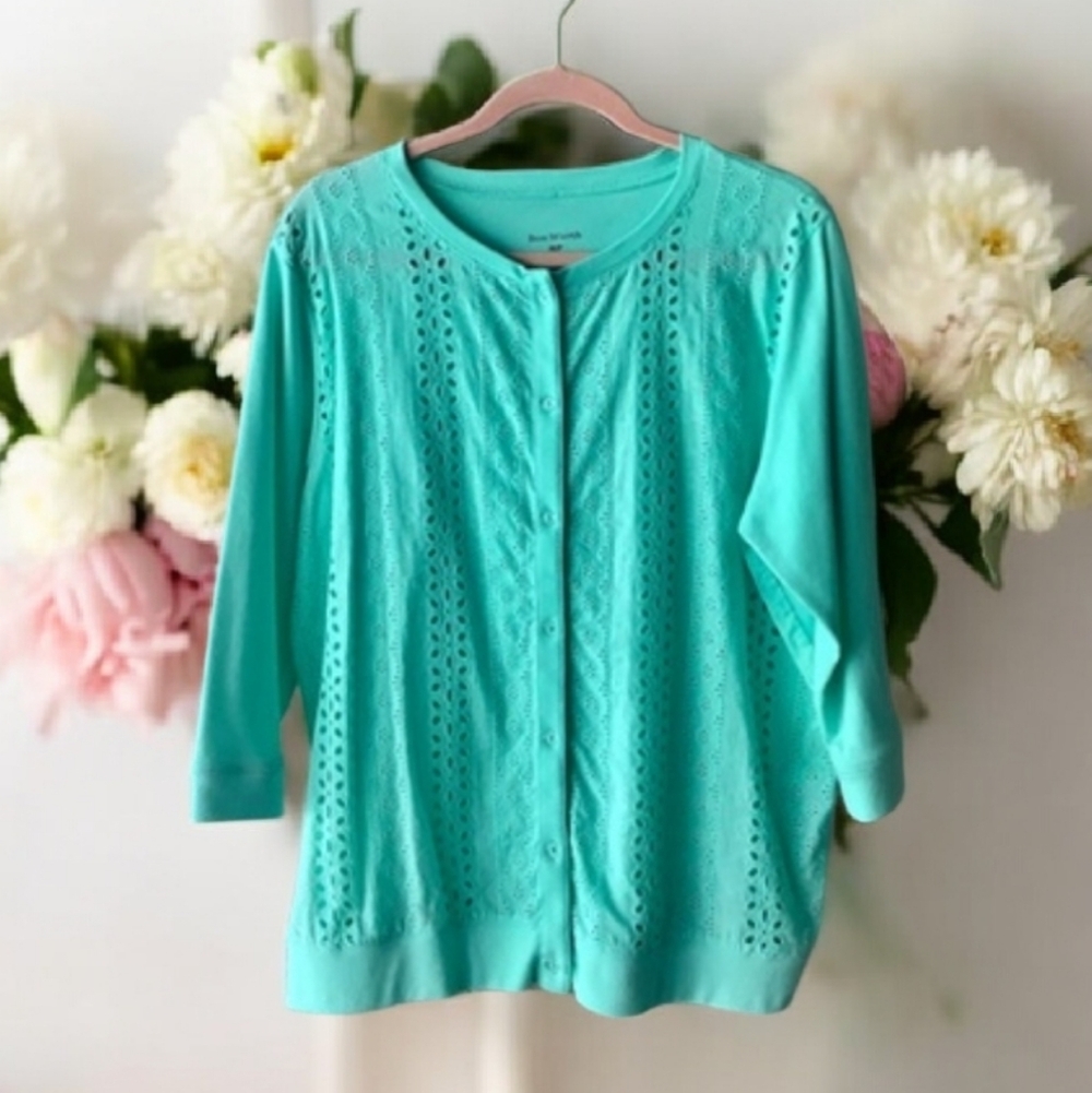 Bon Worth shirt jacket see through crocheted look . Light green size MP …